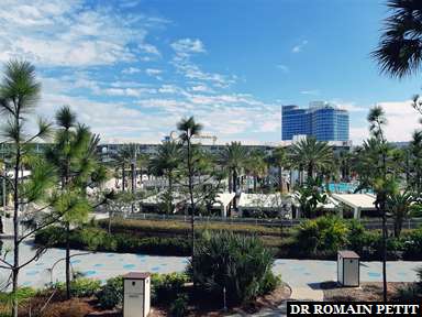 Piscine de l’hôtel Universal's Cabana Bay Beach Resort vue des chambres