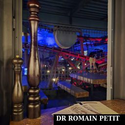 Vue de Rookburgh et de l'attraction F.L.Y. depuis le restaurant Uhrwerk