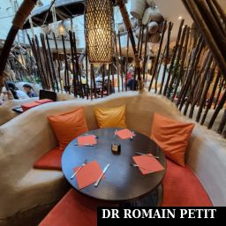 Table du petit déjeuner de l'hôtel Matamba