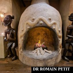 Feu dans la salle du bar de l'hôtel Matamba